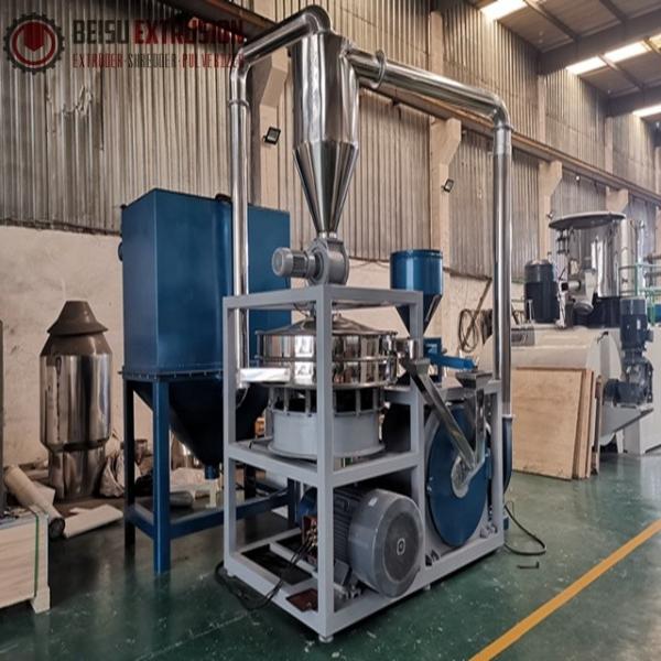 Pulverizer Miller With Rotor Blades de PVC de 600kg/H 45kw