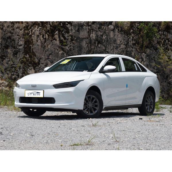 Level Compact SUV 2024 Geely Geometry A Electric Car Fast Charging 4-Door 5-Seat Sedan