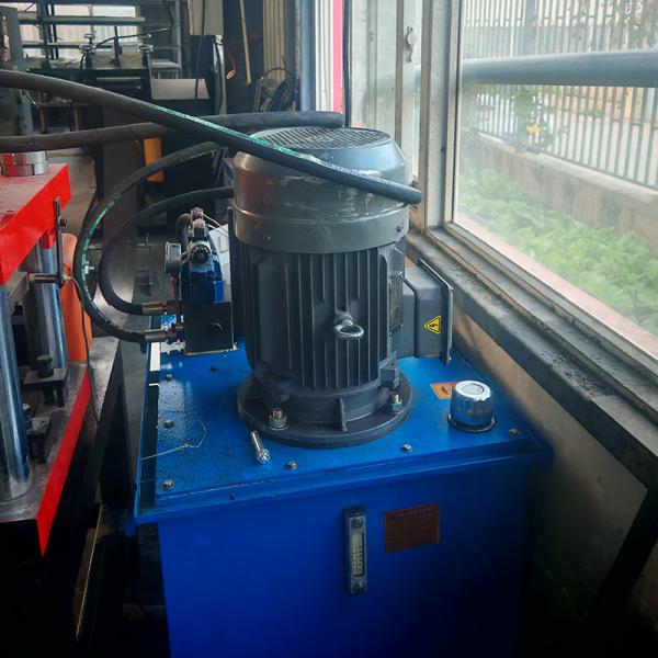 Cutting Type Hydraulic Cylinder Cable Tray Making Machine For High Tensile Steel Material