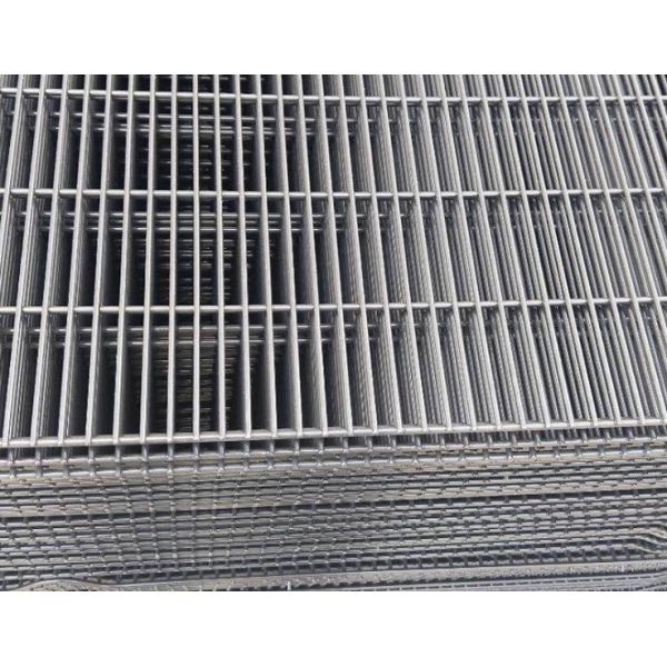 2.4m 358 Anti Climb Security Fencing Anti Cutting Mesh For Residential Garden