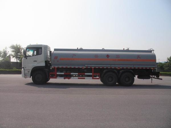 18,500L Dongfeng 6x4 245HP Carbon Steel Oil Tank Truck 4,887 US Gallon