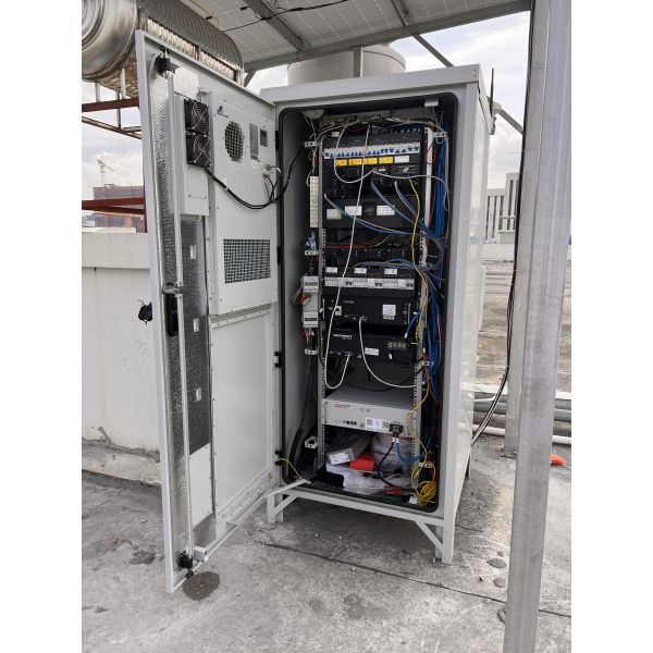 Gestión de múltiples sitios Gabinete de energía integrado Sistema híbrido fotovoltaico Gabinete de energía exterior
