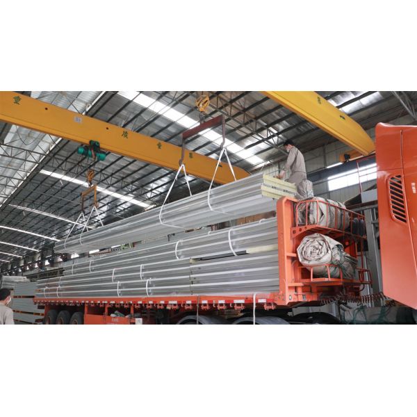 Heat Insulation Fireproof Rock Wool Sandwich Panel Roof Panel For Prefabricated House