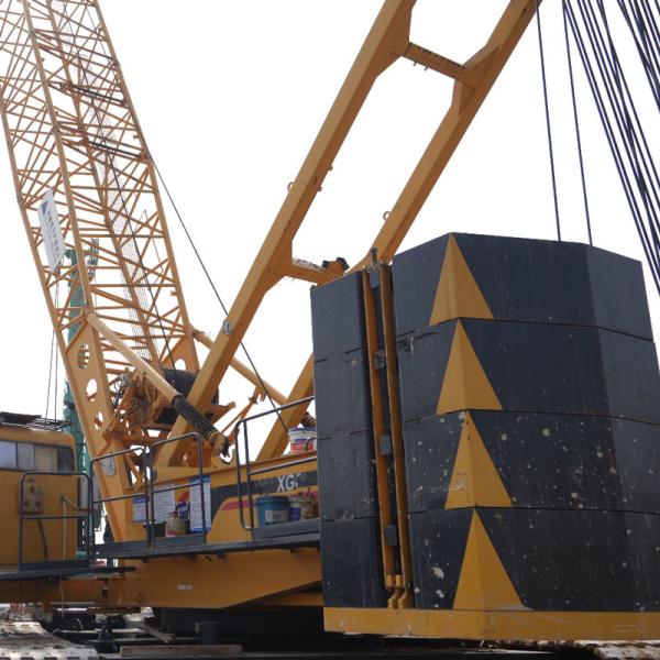 XGC300 300t Crawler Crane 132m Max Lifting Height
