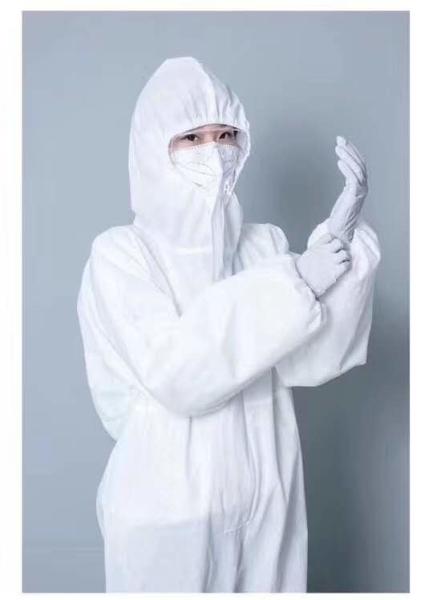 Vestido descartável econômico do isolamento para o hospital/vírus químico de Industy anti
