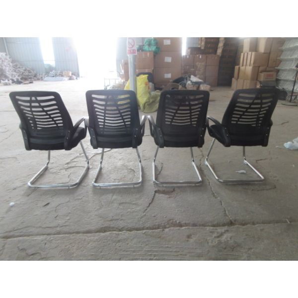 Ergonomic Chair Modern Style Silver Base Mesh Office Chair with Adjustable Height