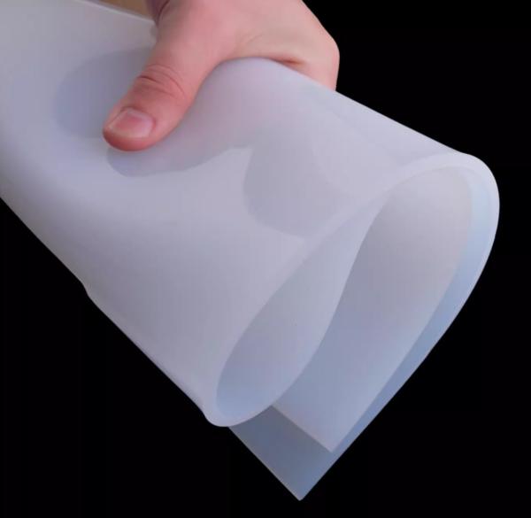 Folha de borracha de silicone transparente resistente a altas temperaturas para fabricação de juntas e blindagem térmica