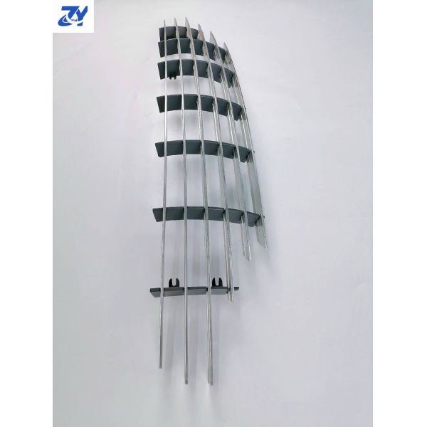 For Aston Martin 9G33-8A100-BC Top Quality Front Bumper Grille Middle Mesh Front Bumper Grille