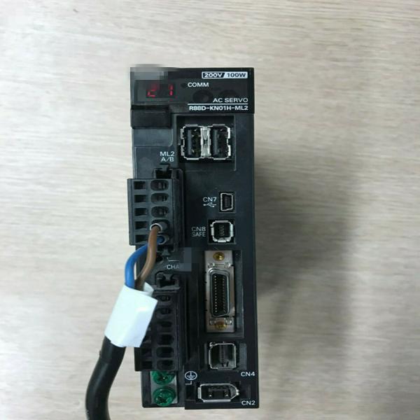 R88D-KN01H-ML2 OMRON AC Servodriver , MECHATROLINK-II , Single-Three Phase 200 VAC , 100W