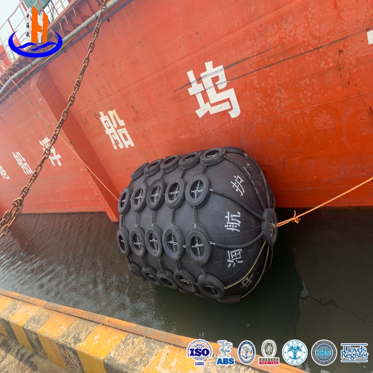 Customized Size Yokohama Fish Ship Pneumatic Rubber Fender Marine Supplies with Used Aircraft Tires