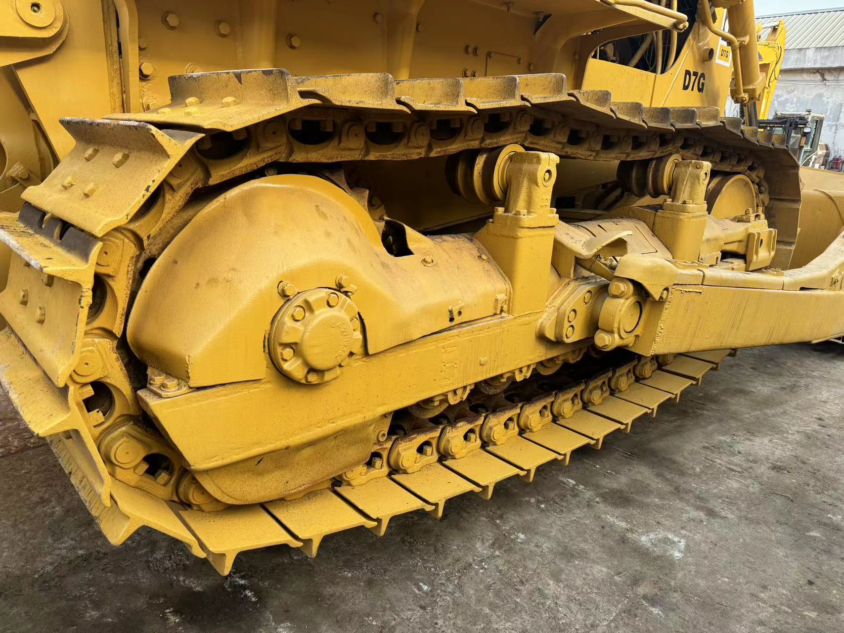 Подержанный CAT Caterpillar D7G Бульдозер Гидравлическая машина Подержанный CAT Пушдозер Земляник