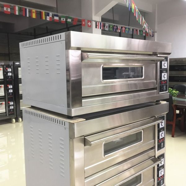 One Deck 2 Trays Commercial Baking Oven 6.6KW Electric Pizza Bread Bakery