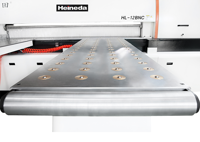 высокоскоростной CNC машины пилы 4000r/Min