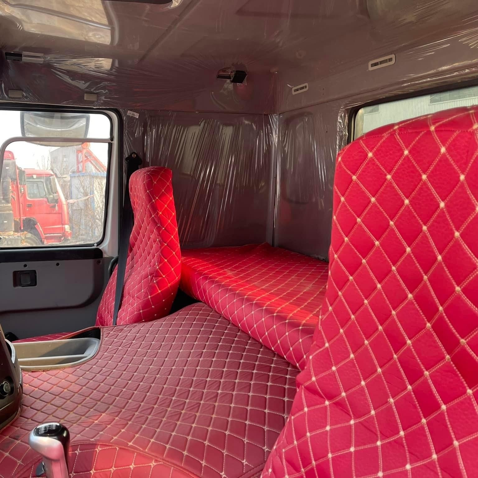 Construction Used Tractor Trailer Tipper Sinotruk Howo 371 8x4 For Logistics