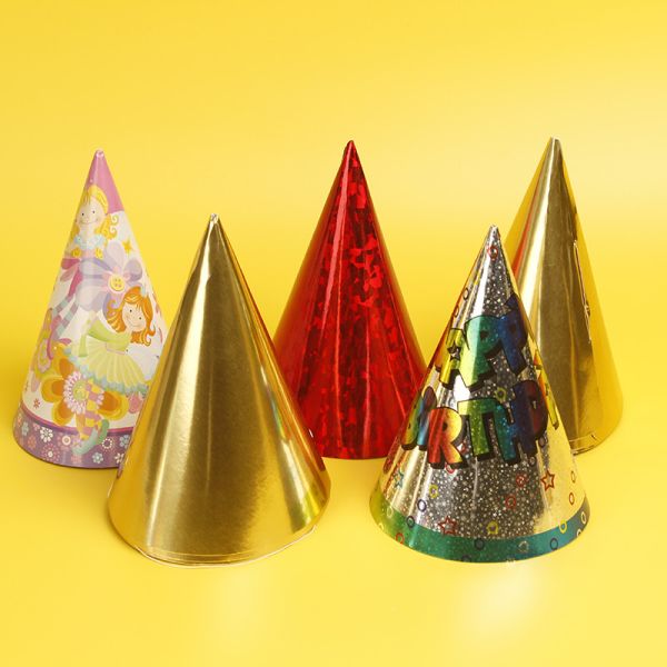 Конусная шляпа для празднования дня рождения