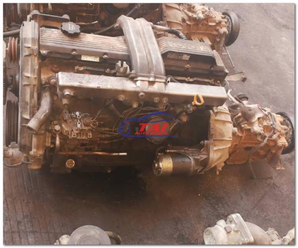 Used Toyota Engine Spare Parts Engine Assembly Toyota Coaster 1HZ 1HD 1HDT 12V/24V Engine