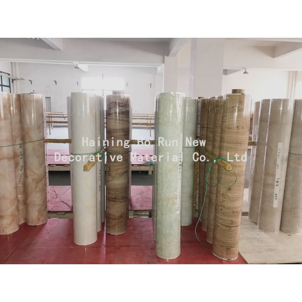 Stain Resistant Marble Vinyl Roll Flooring Sheet Sustainable Self Adhesive