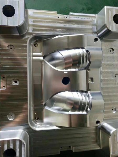 High Precision Injection Molding Tooling Plastic LKM Base 300000 Shots Mould Life