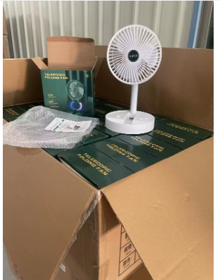Desktop Office USB Charging Folding Telescopic Fan Mini Portable Electric Fan Plastic