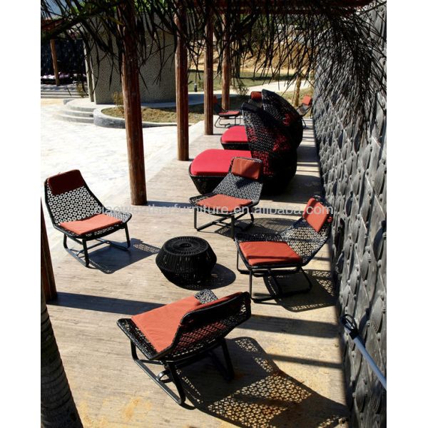 Versatile Garden Table and Relax Chair Outdoor Furniture Set for Patio