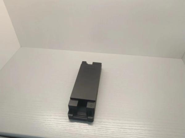 Peças de automóveis de plástico moldeado por injecção de superfície lisa para grande volume de produção