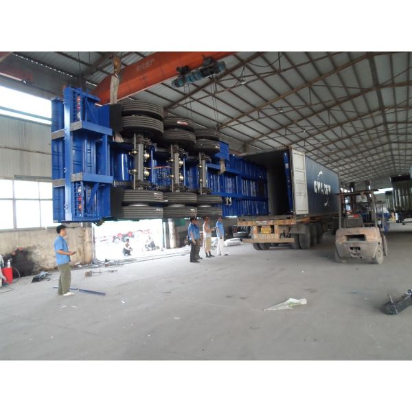 Container Loading 4 Axle Semi Trailer , 50 Tons 60 Ton 45 Ft / 40 Foot Flatbed Trailer
