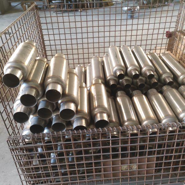Automotive 3.5 Inlet Welded Stainless Steel Exhaust Resonator