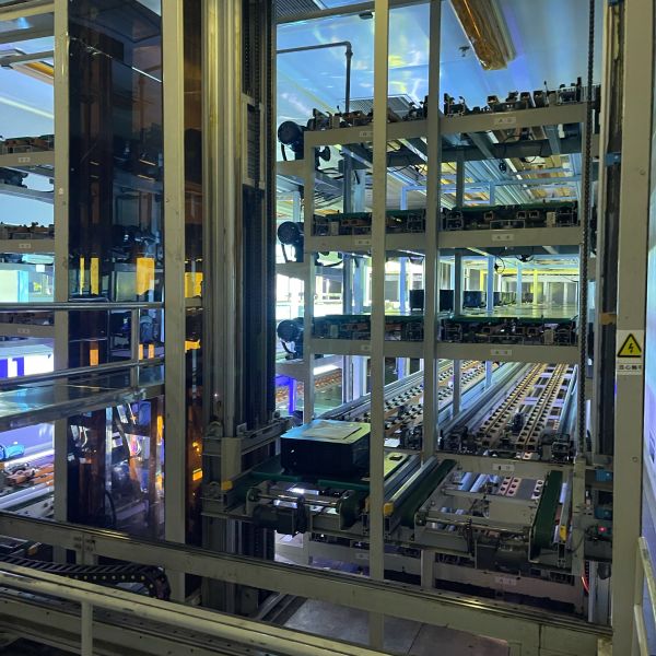 Flyin 5500 Lumen DLP Laser Projector WUXGA High Resolution 4K Active 3D Presentation 0.8 DMD Chip For Precise Imaging Manual Focus Lens Shift For A Flexible Projection Experience