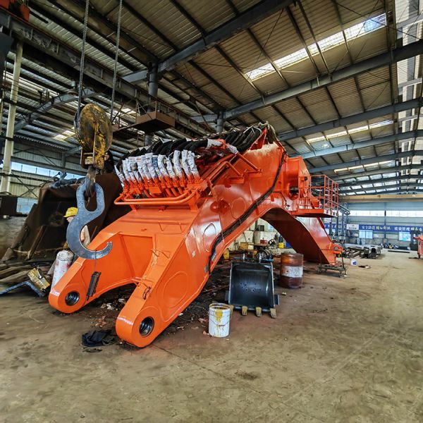 CE Antiwear 18 Meters Excavator Long Arm , OEM ODM Excavator Long Reach Boom 20-50ton for PC120 CAT320
