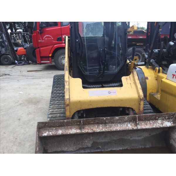 Compact HANSA Hydraulic Pump Road Tyre Skid Steer Loader for Caterpillar Small Loader