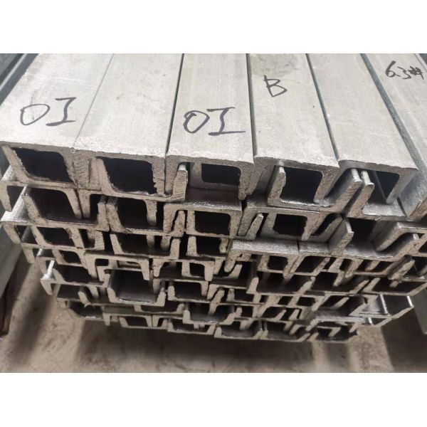 1.5mm Astm A36 Standard Structural Steel U Channel Hot Galvanized Bar Building Material