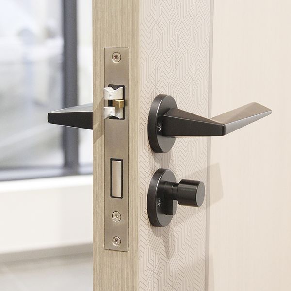 Waterproof Wood Polymer Composite Doors Modern Groove Design For Home Office