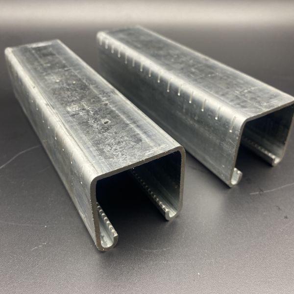 Galvanized Steel Serrated Edge Unistrut Channel with Cutting Marks