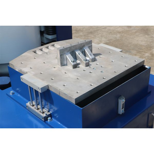 Vibration Test Systems Run XYZ Three Axis Vibration Testing For Automotive Parts