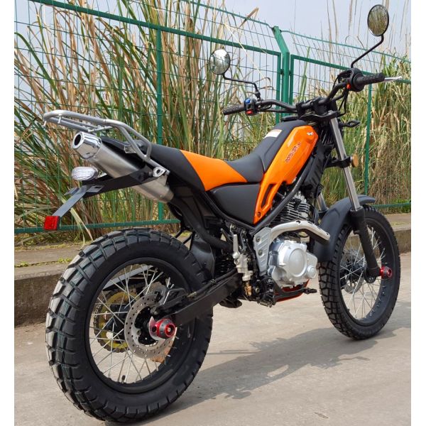 6 Gear Street Legal Enduro Motorcycle Single Cylinder Displacement 223