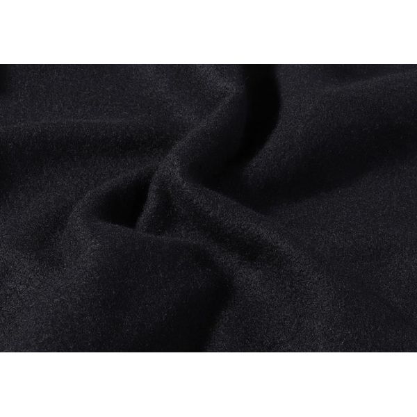 Квартал людей изготовителя одежды небольшого количества промелькивает вверх по длинным Hoodies пуловера шеи насмешки рукава