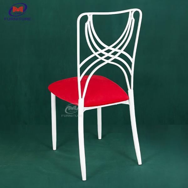 Iron Metal Wedding Chiavari Chair With Red Cushion