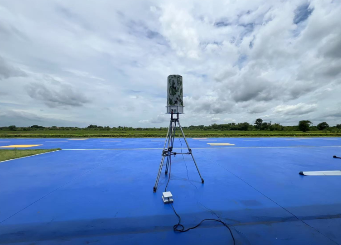 High-performance drone defense system with detection and jamming capabilities.