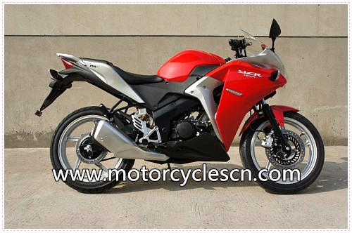 Water-Cooled Red Drag Motorcycles Road Racing , Honda CBR150 Sports Car