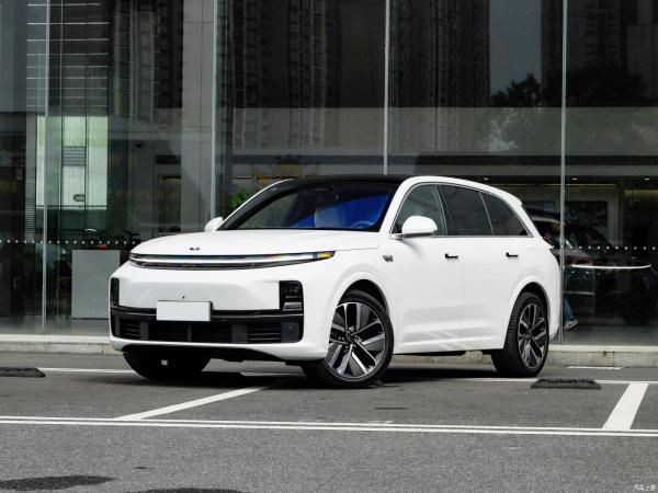 L7 2023 Ideal Carro Elétrico Air Extended Range Branco Pearl Paint SUV Médio Grande