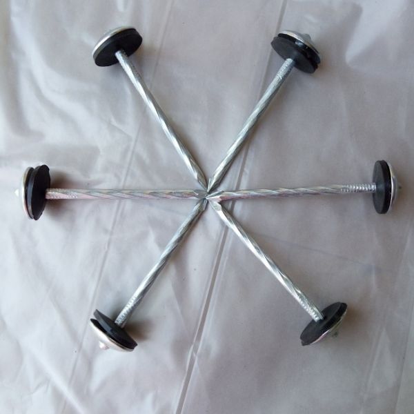 Q195 / Q235 Twisted Shank Umbrella Roofing Nail Carbon Steel