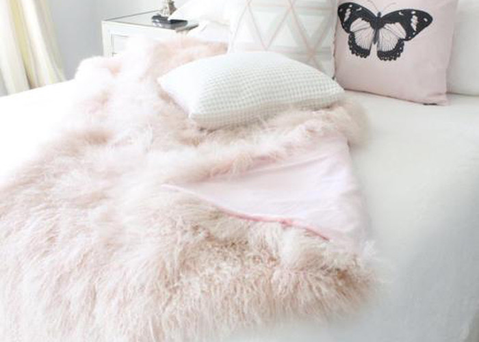 Шубнина шерстей монгольского пола зоны снега хода шерстей половика овчины неподдельного белого реальная