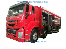 ISUZU Caravan Outdoor Mobile Camping Truck With Living Room for 5-6 men top replacement air fan and  solar panel