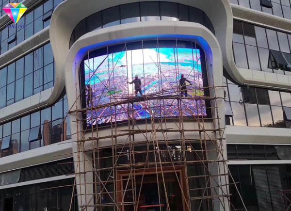 IP65 Waterproof Outdoor SMD Advertising LED Display P8 6000 Nits Wide Viewing Angle
