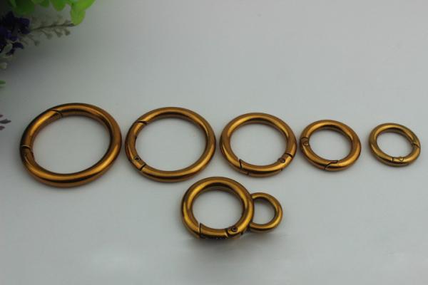 Factory Outlets Handbag Hardware Metal Spring O Ring Buckle Key chain In Gold For Bags