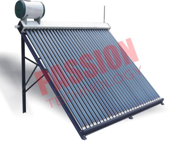 Coletores da energia solar com tanque de alimentação