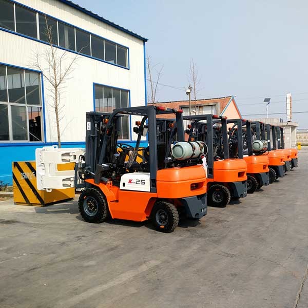 FFL Mast 4.5m 2.5T Dual Fuel LPG Forklift For Warehouse IMPCO Converter