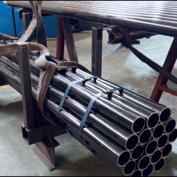 EN10305-1 Steel Drilling Rod 45MnMoB Grade Seamless Steel Oil Well Drilling Pipe With Coupling Tube