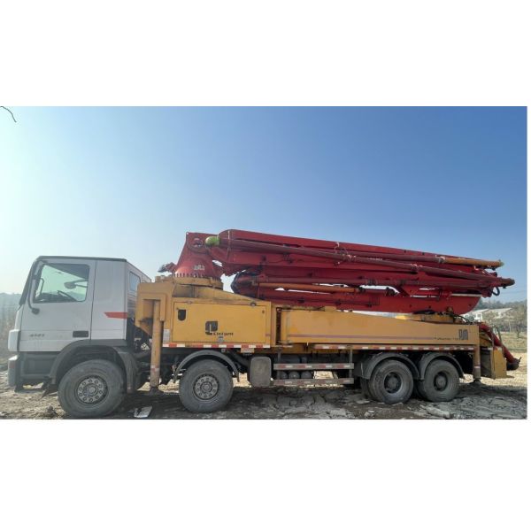 Germany Putzmeister Concrete Pump 46m on Benz Euro III with Hydraulic Machining Process