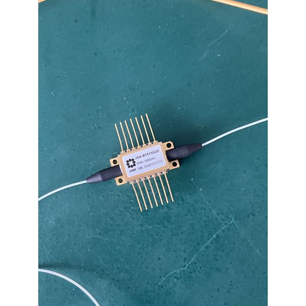 Janhoo 1550nm G35 PM High Saturation Power Butterfly SOA Semiconductor Optical Amplifier
